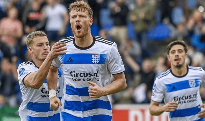 新赛季中 新赛季中